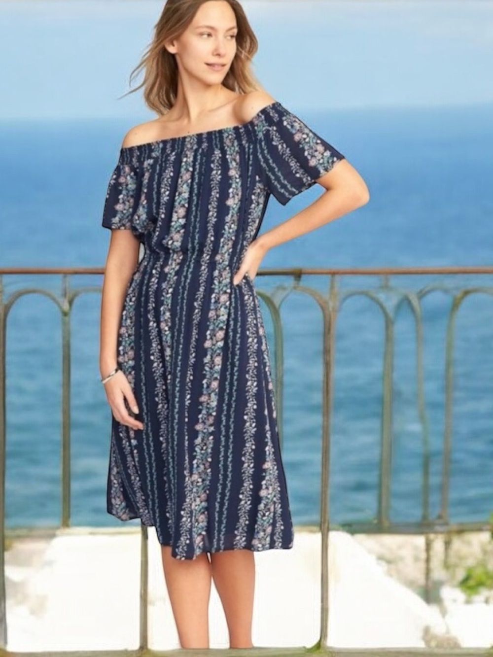 Old Navy Blue Scandinavian Green Pink Floral Elastic Waist Rayon Midi Dress Med